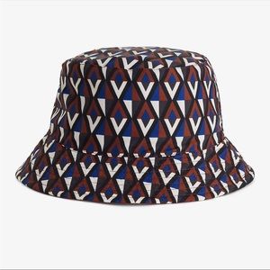 Express Gio reversible bucket hat